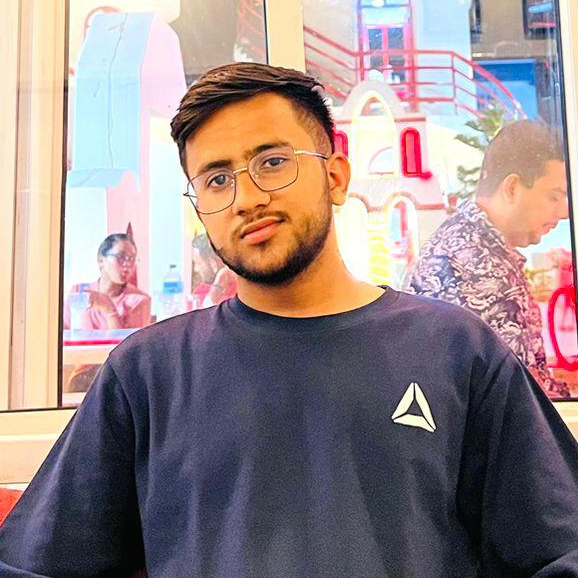 Successful student from Broadway Infosys Mr. ⁨Rahul Wasti