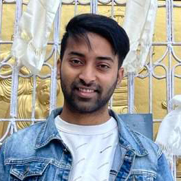 Successful student from Broadway Infosys Mr. ⁨Abishek Shah