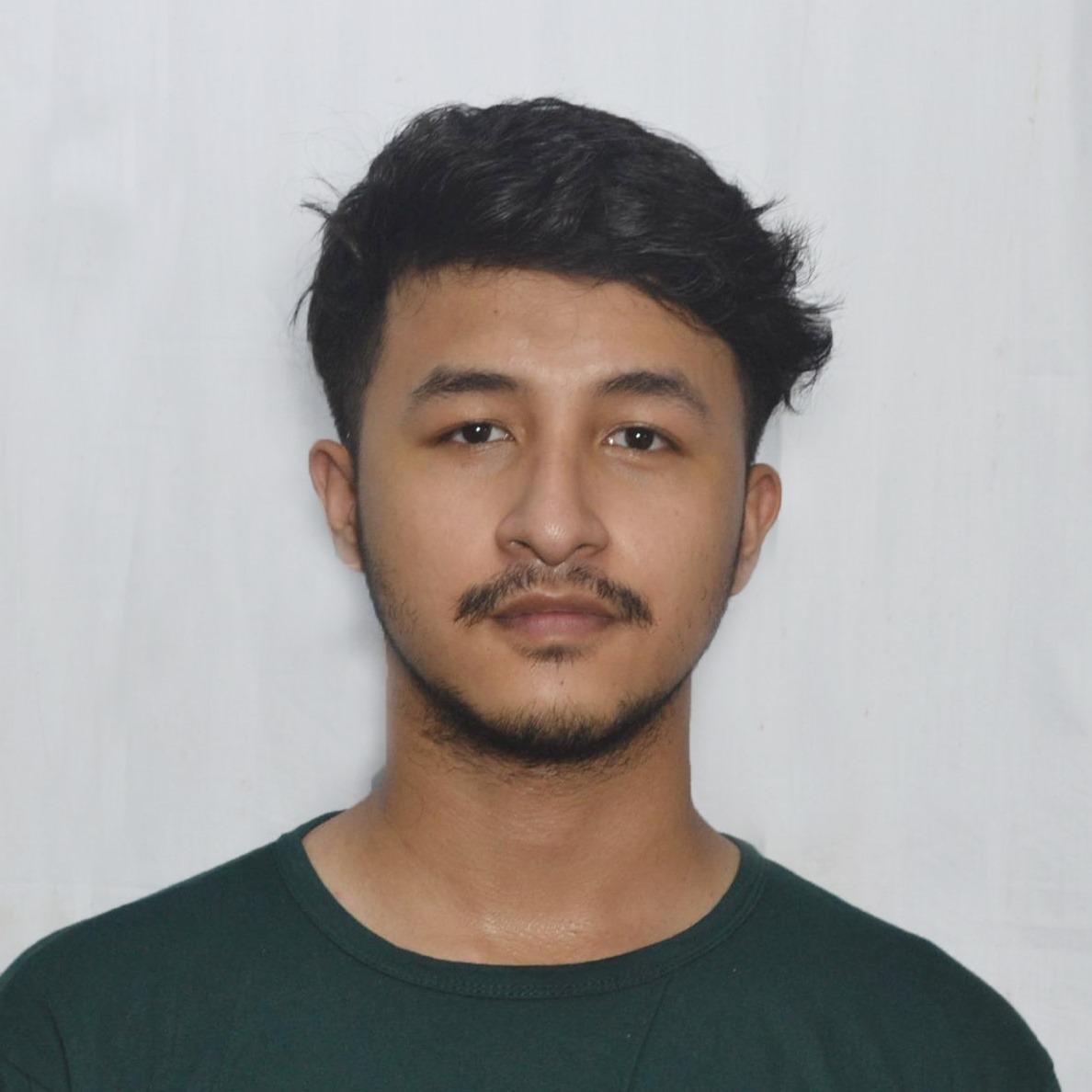 https://broadwayeducation.edu.np/Successful student from Broadway Infosys Mr. ⁨Aryan Shrestha
