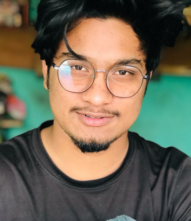 Successful student from Broadway Infosys Mr. ⁨Abinash Darnal