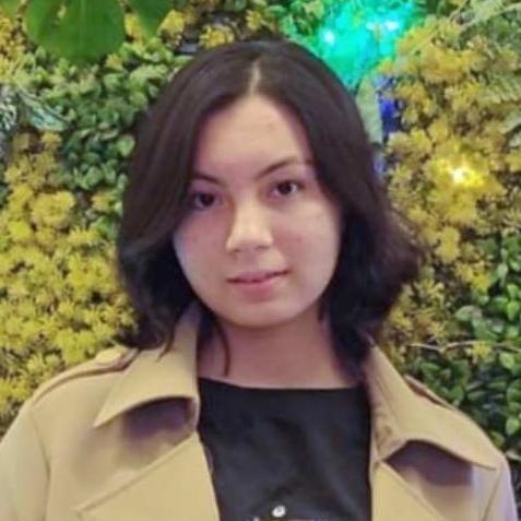 Successful student from Broadway Infosys Ms. Linza Khatri