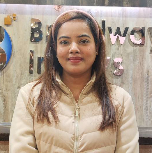 Successful student from Broadway Infosys Ms. Mona Agrawal